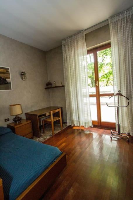 Casa Su Lago Privato A Due Passi Da Milano เซกราเต ภายนอก รูปภาพ